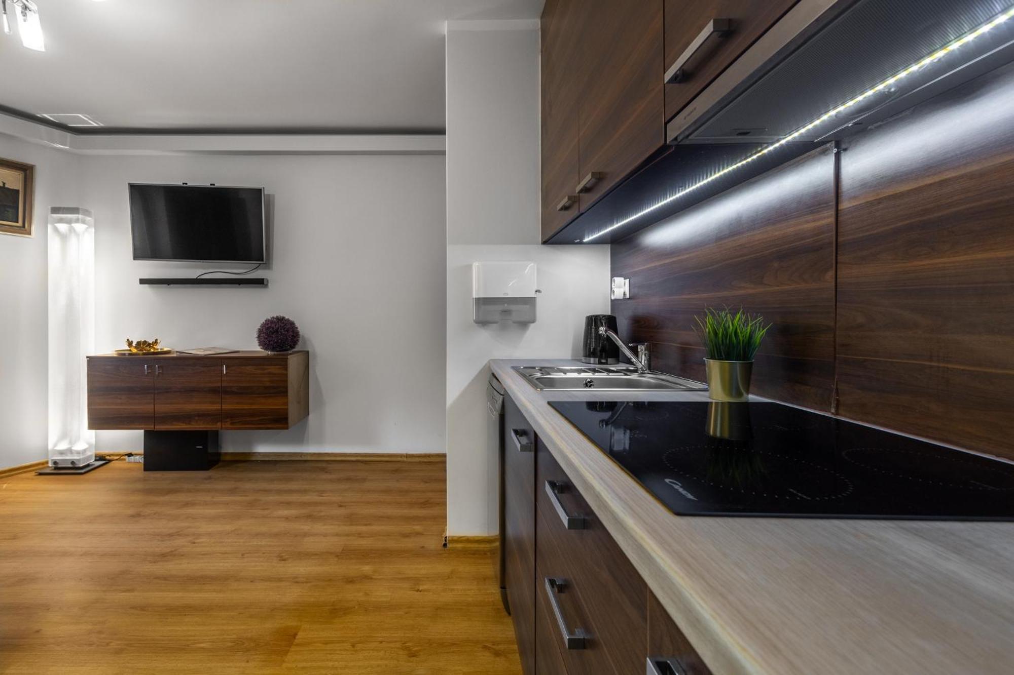 Aparthotel City Center Apartments Krynica Zdroj Exterior photo